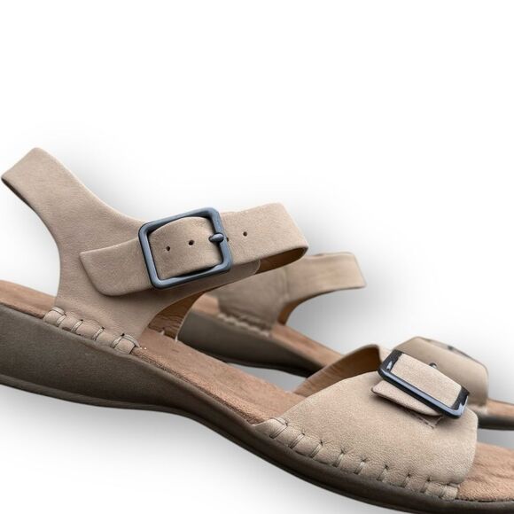 Easy Spirit Honors Padded Comfort Open Toe Tan Sandals Women’s size 7 - Picture 4 of 13